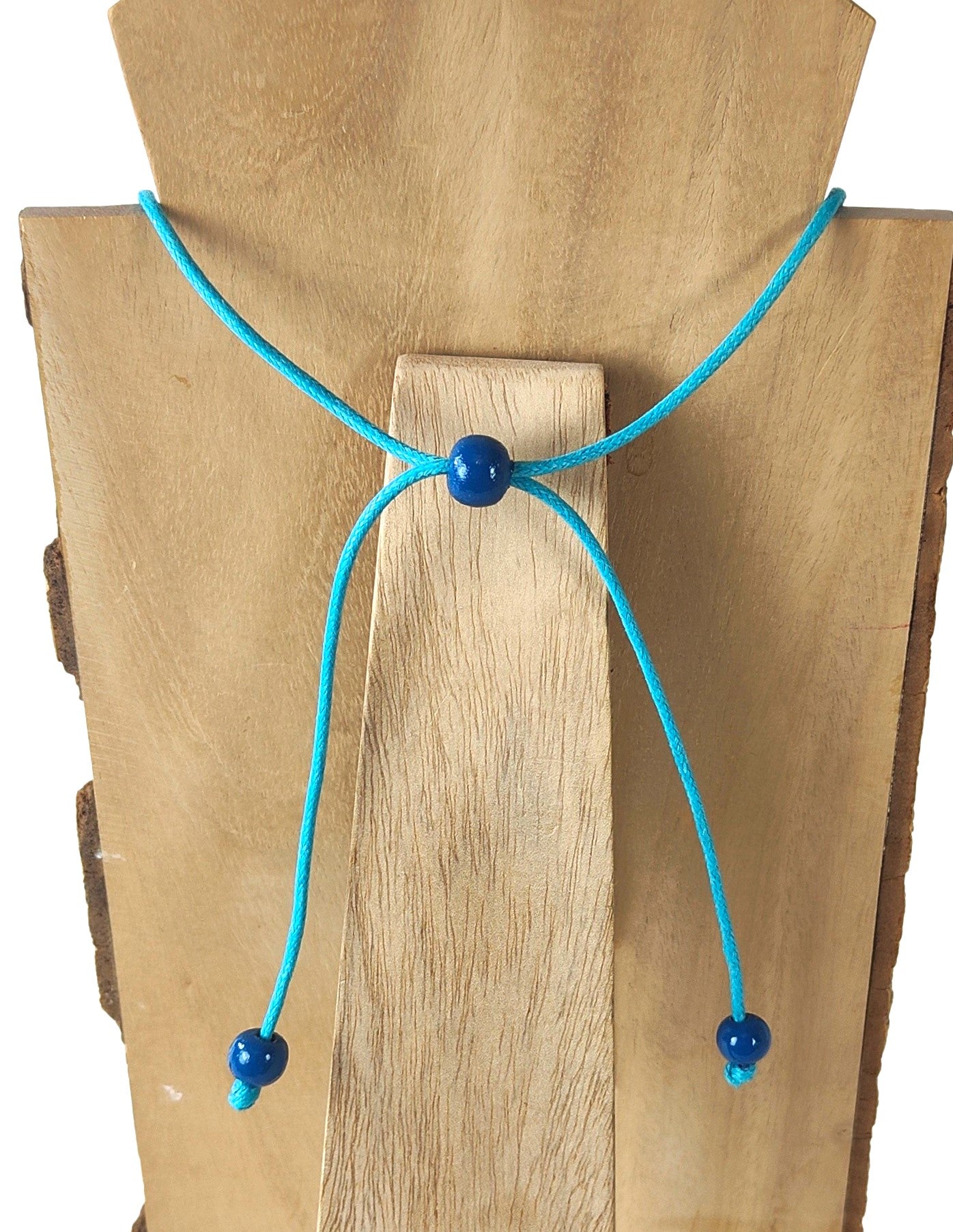 COLLAR CON CUATRO PECES