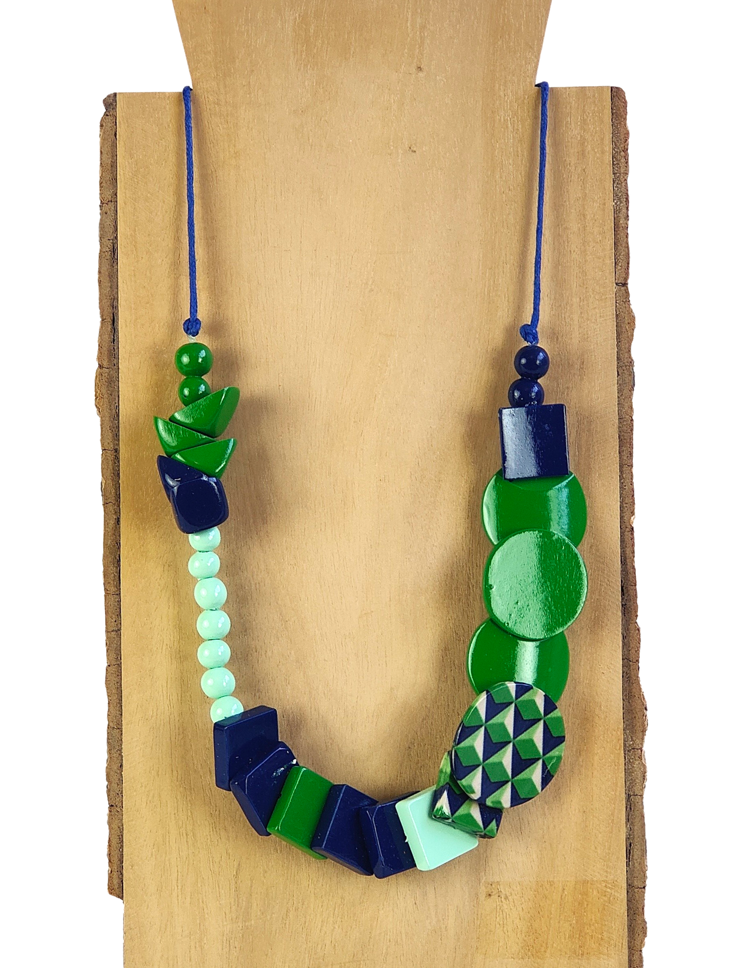 Collar piezas irregulares