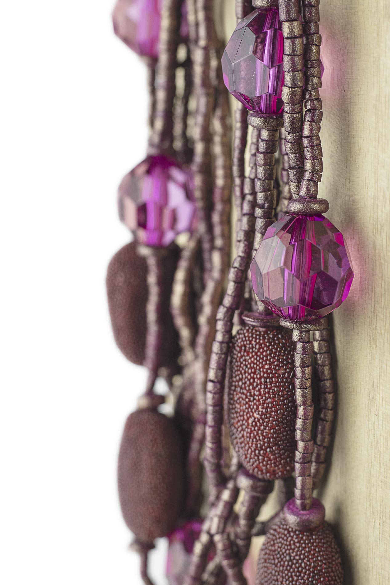 Collar ajustable resina facetada y madera