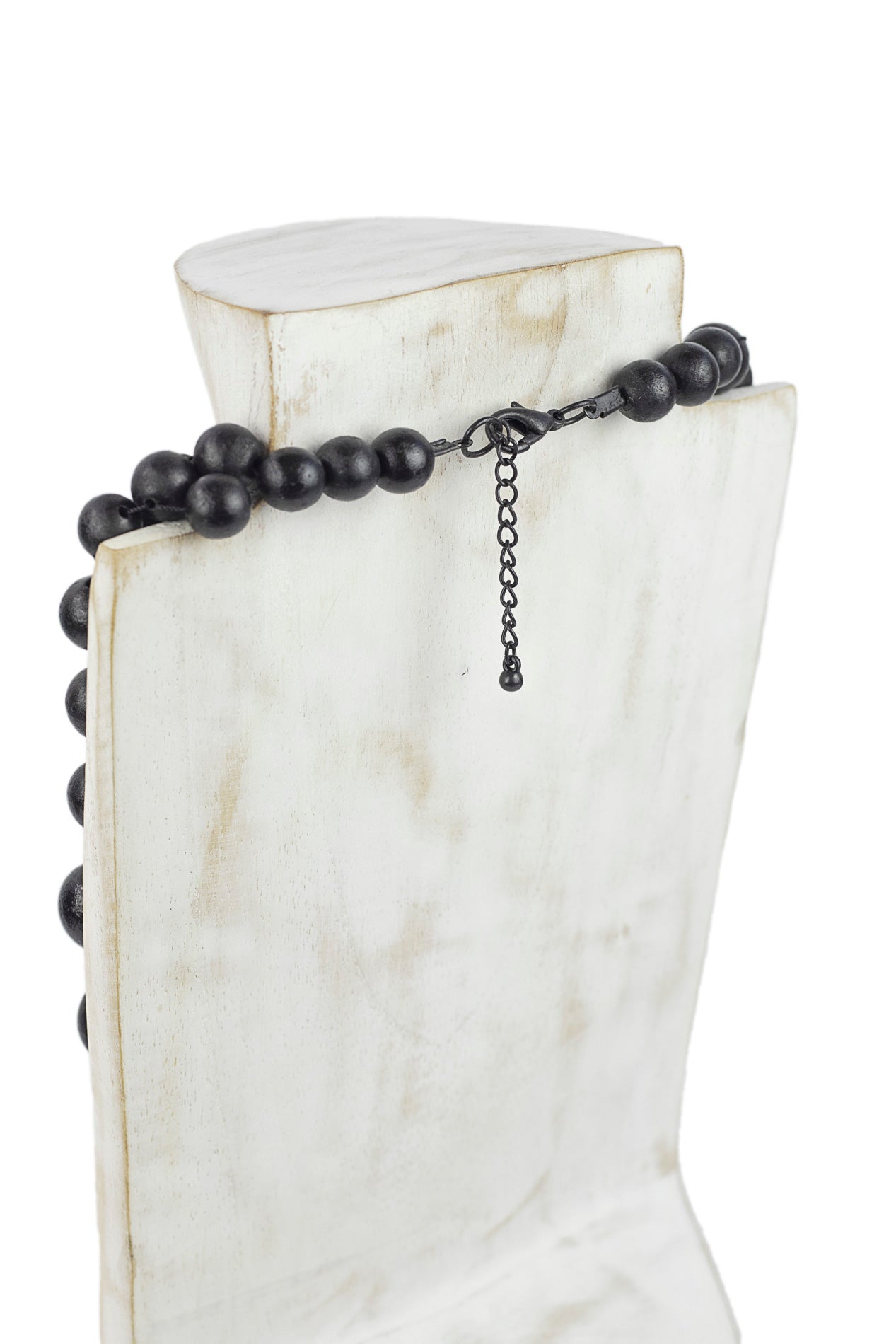 Collar tejido multibolas