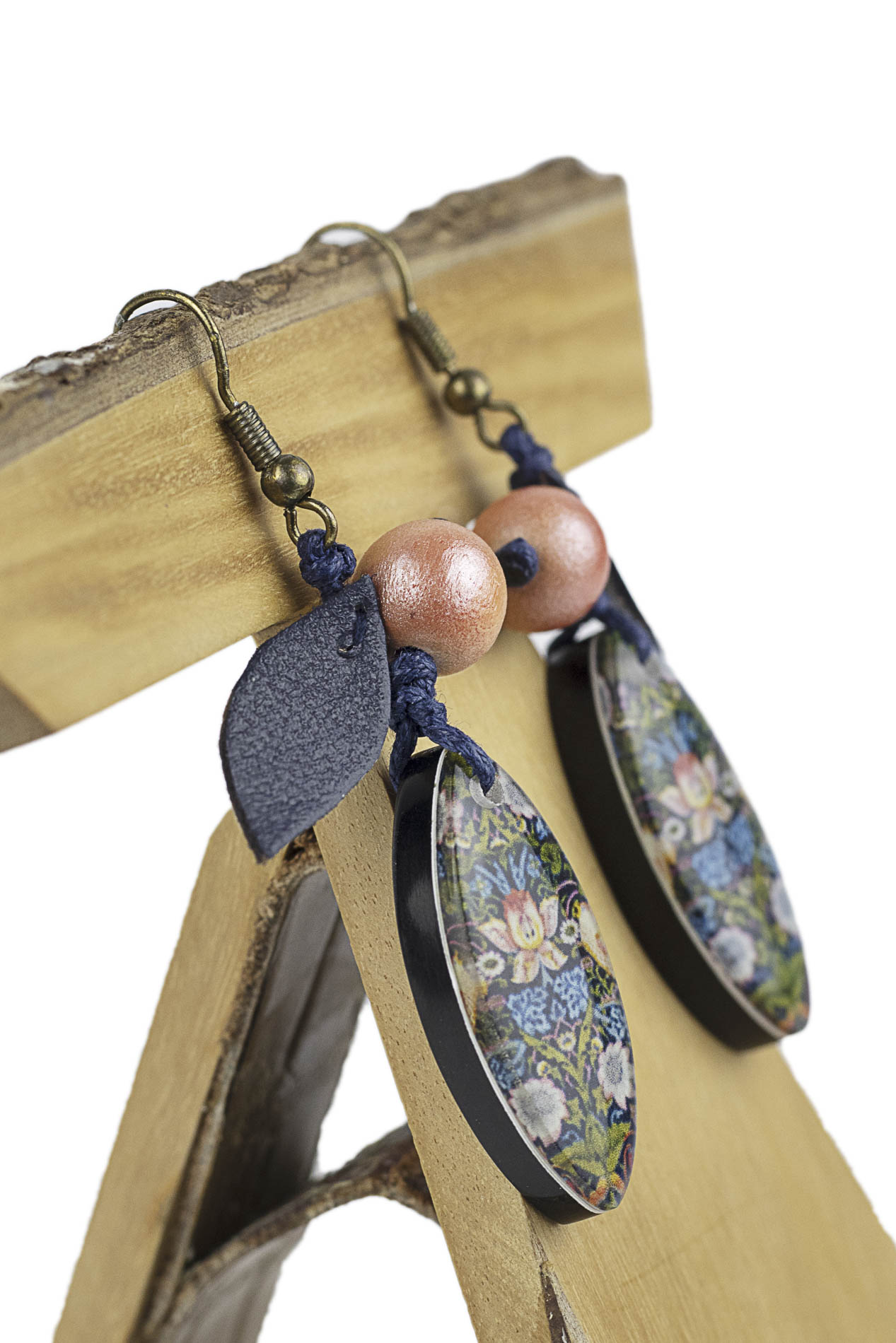 Pendiente -G.ROSE- y -J.LAVERY-