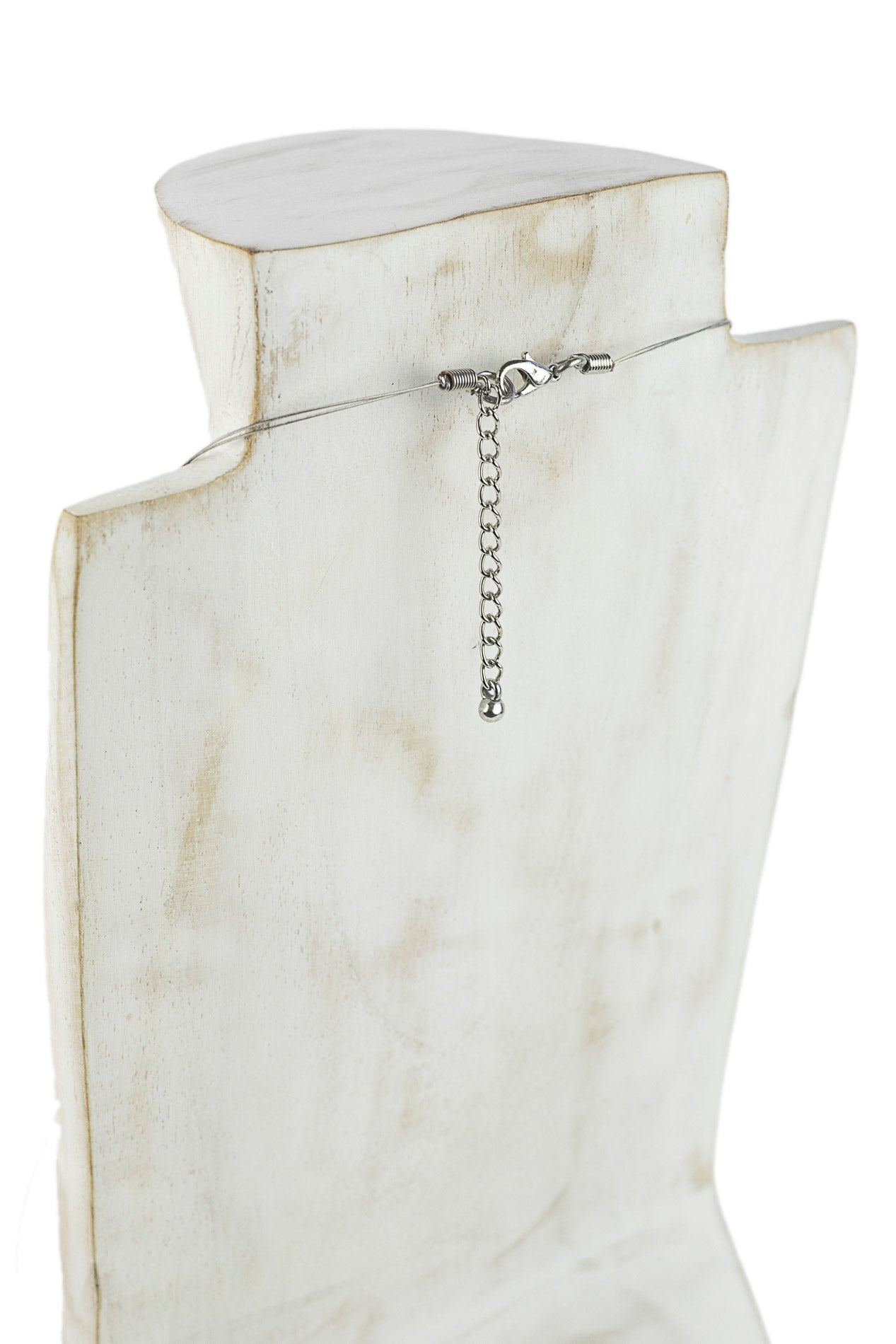 Collar de nueve piezas de resina