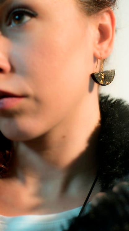 Pendientes Semicirculo Pan de Oro
