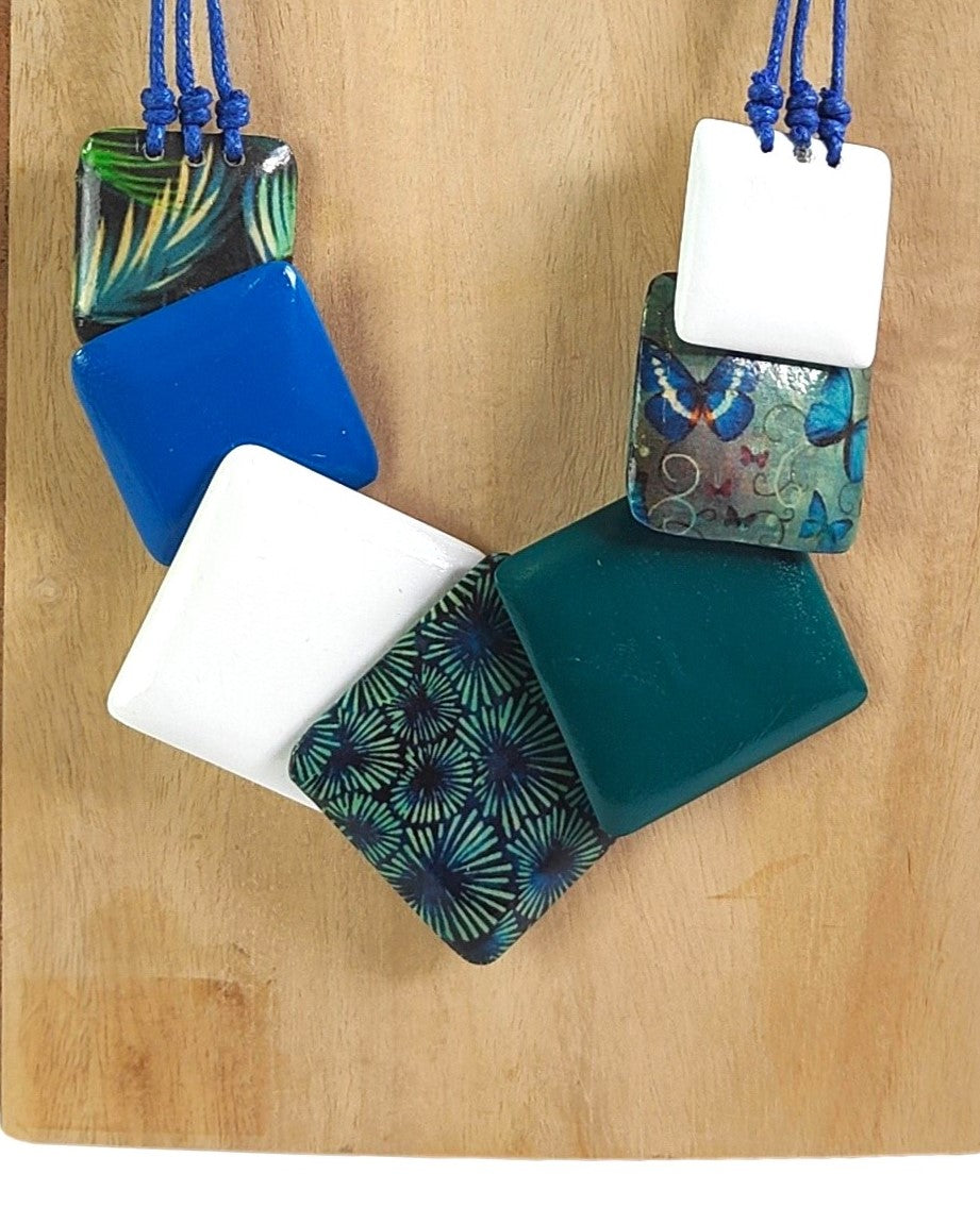 COLLAR SIETE CUADRADOS