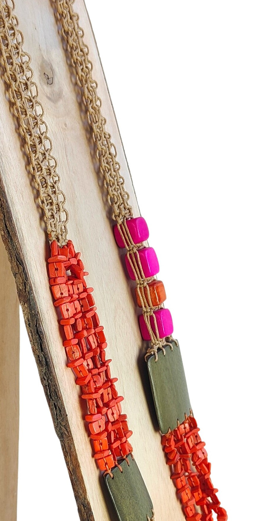 Multiple necklace with squares