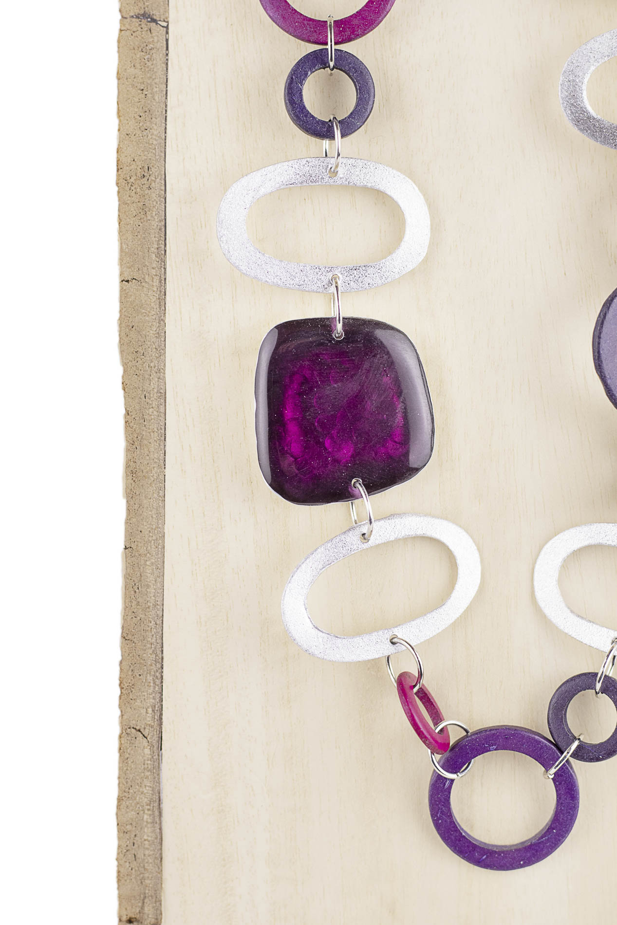 Collar aluminio mate y resina