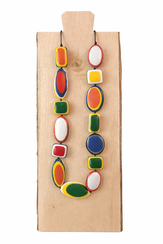 COLLAR CON PIEZAS GEOMETRICAS
