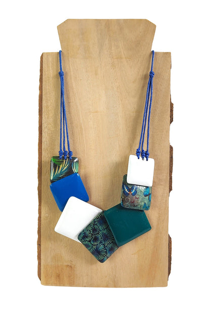 COLLAR SIETE CUADRADOS