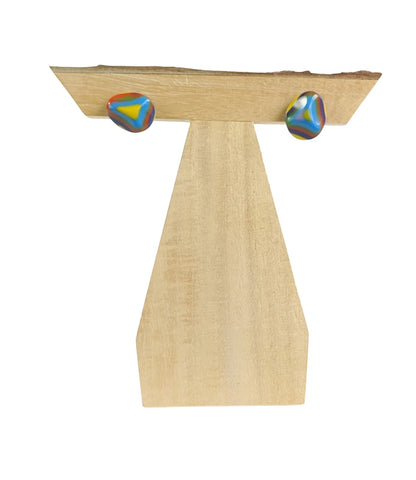 Pendientes pegados irregulares