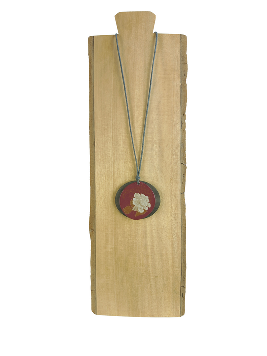 Colgante circular con hojas