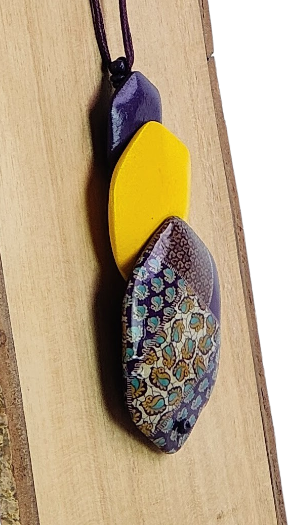 Collar tres piezas hexagonales