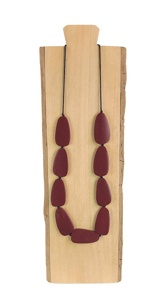 Collar Pebbles