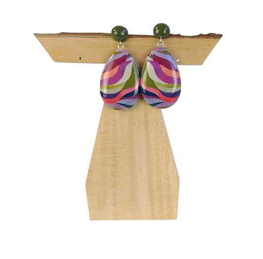 Pendiente triangular multicolor