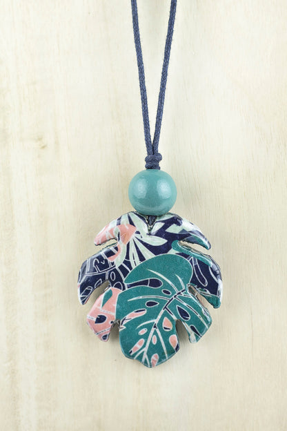 Leaf pendant