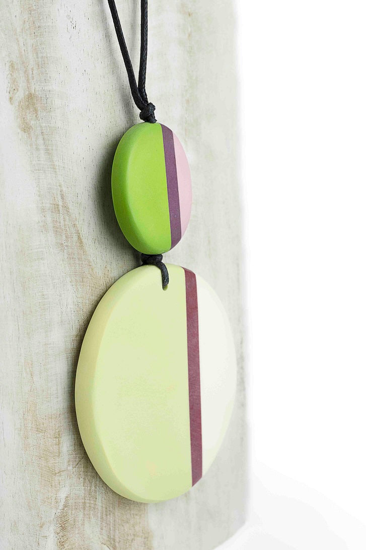 Collar de resina