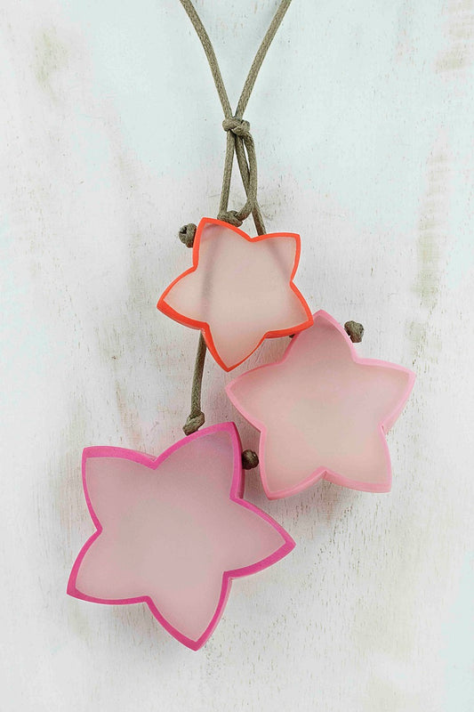 Colgante tres estrella