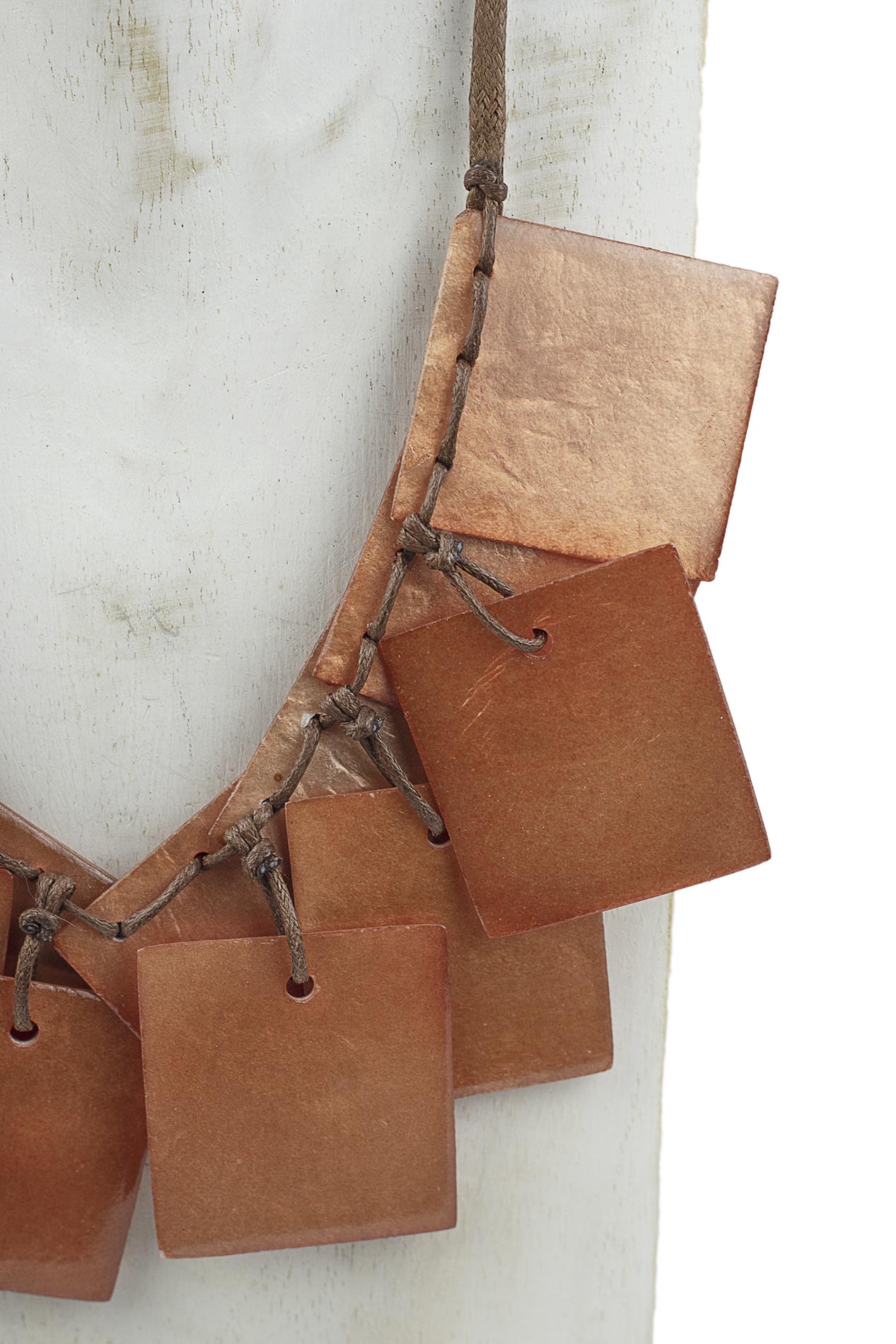 Collar con piezas de nacar