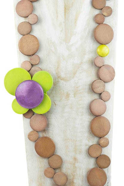 Collar pastillas y flores