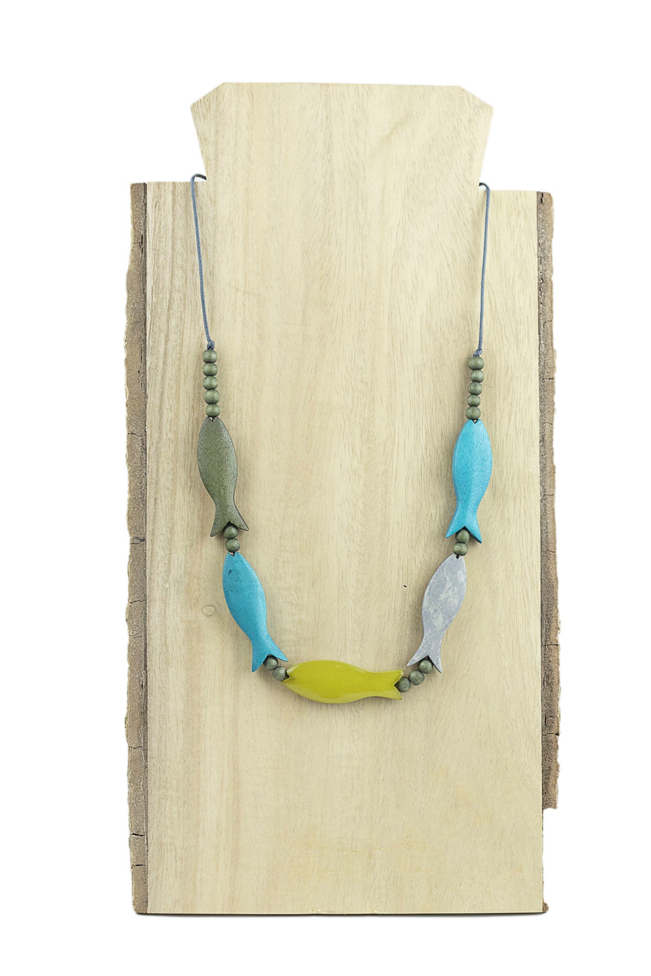 Collar corto con cinco peces