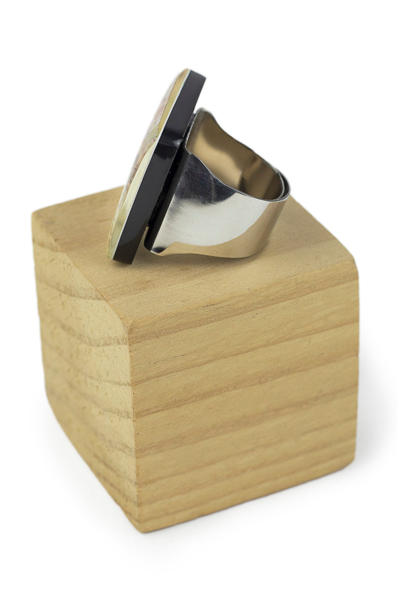 Anillo Mucha