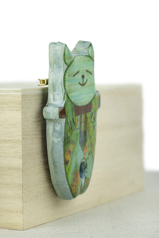 Broche GATO EN RAMA verde decoupage